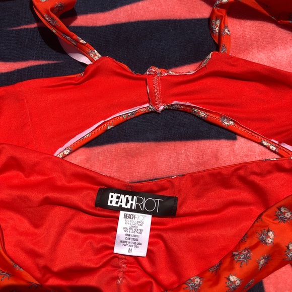 Beach Riot Bikini set🔥 - Picture 3 of 4